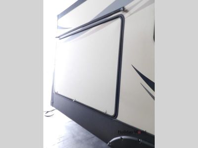 2019 Keystone Laredo - Photo 22