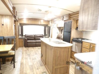 2019 Keystone Laredo - Photo 5