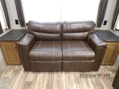 2019 Keystone Laredo - Photo 10