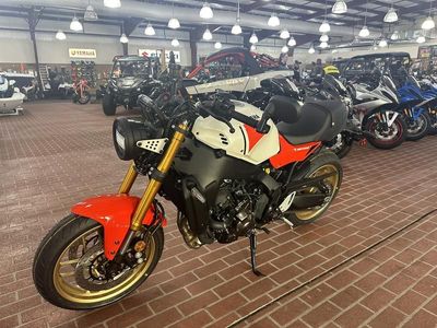 2025 Yamaha XSR900 - Photo 4
