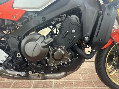 2025 Yamaha XSR900 - Photo 9
