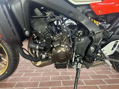 2025 Yamaha XSR900 - Photo 10