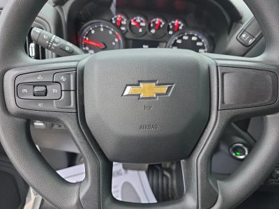 2026 Chevrolet Silverado 3500HD — photo 19 view