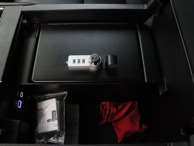 2023 Toyota Tundra 4WD - Photo 25