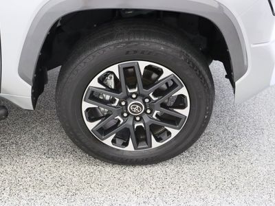 2023 Toyota Tundra 4WD - Photo 5