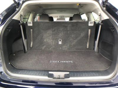 2022 Toyota Highlander LE - Photo 1
