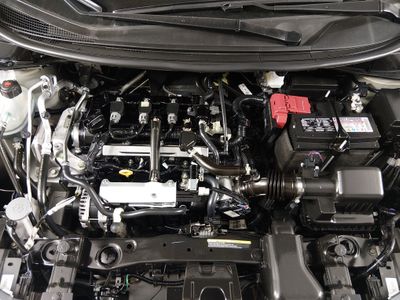 2025 Nissan Versa - Photo 9