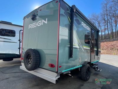 2026 Keystone RV Reign - Photo 5