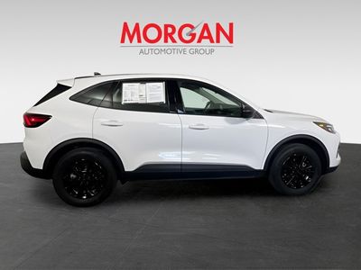 2025 Ford Escape - Photo 2