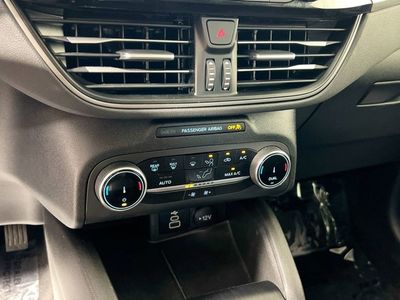 2025 Ford Escape - Photo 19