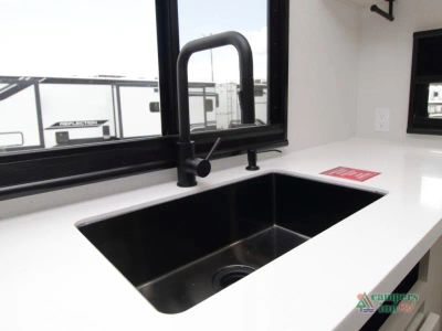 2027 Grand Design Imagine — photo 10 view