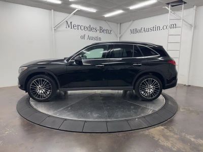 2026 Mercedes-Benz GLC - Photo 4