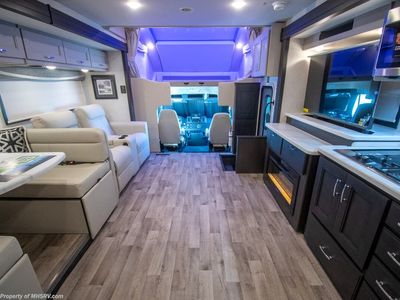 2026 Thor Motor Coach Pasadena - Photo 3