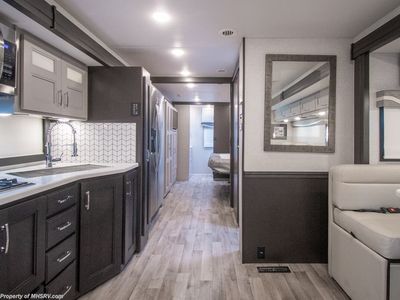 2026 Thor Motor Coach Pasadena - Photo 14