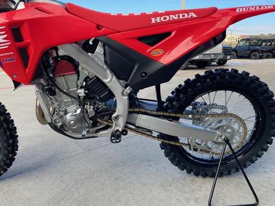 2026 Honda CRF450RWE - Photo 17