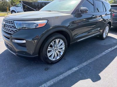 2023 Ford Explorer Limited - Photo 2