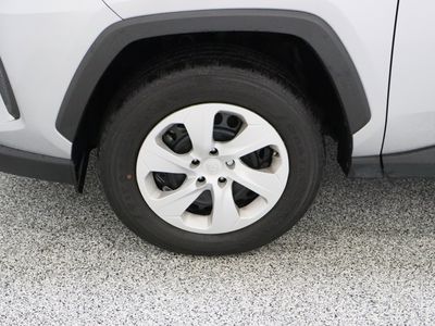 2024 Toyota RAV4 AWD — photo 11 view