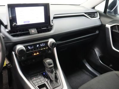 2024 Toyota RAV4 AWD — photo 15 view