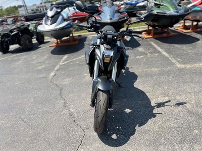 2025 Suzuki GSX-8S - Photo 4