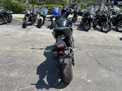 2025 Suzuki GSX-8S - Photo 7