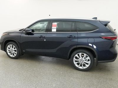 2026 Toyota Highlander Hybrid — photo 7 view