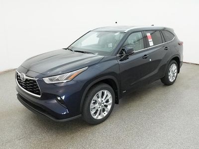 2026 Toyota Highlander Hybrid — side profile view