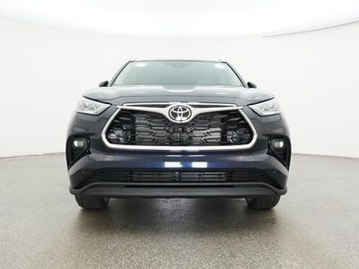 2026 Toyota Highlander Hybrid — photo 18 view