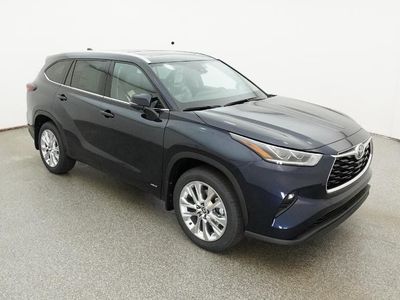 2026 Toyota Highlander Hybrid — photo 16 view