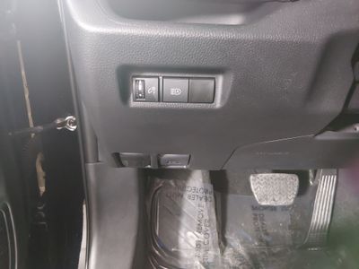 2024 Toyota RAV4 - Photo 13