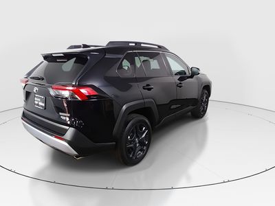 2024 Toyota RAV4 - Photo 7