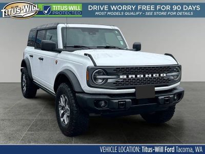 2025 Ford Bronco Badlands in Oxford White — front three-quarter view