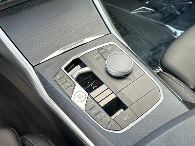 2025 BMW 3 Series — photo 28 view
