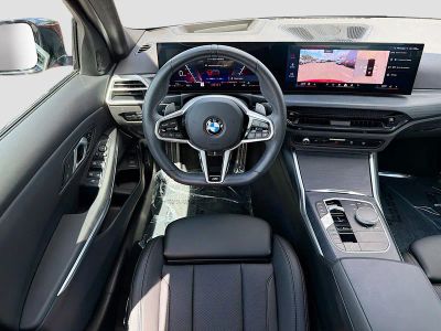 2025 BMW 3 Series — photo 16 view
