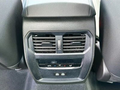 2025 BMW 3 Series — photo 19 view