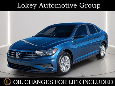 2020 Volkswagen Jetta 1.4T S in Blue Silk Metallic — front three-quarter view
