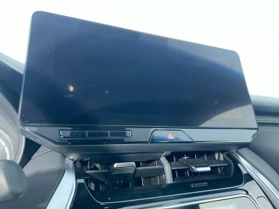 2024 Toyota Venza — photo 21 view