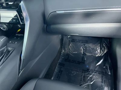 2024 Toyota Venza — photo 28 view