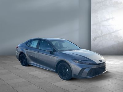 2026 Toyota Camry - Photo 8