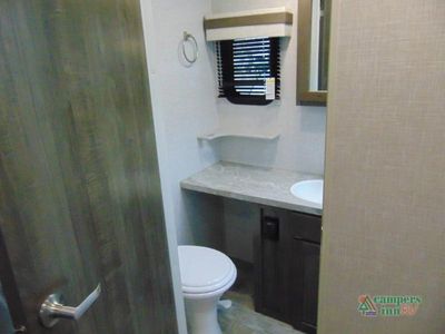 2022 Forest River RV Rockwood Ultra Lite - Photo 31