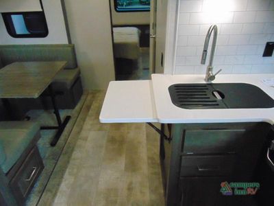 2022 Forest River RV Rockwood Ultra Lite - Photo 11