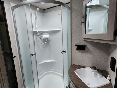 2025 Keystone 331BH25 - Photo 18
