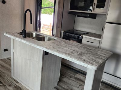 2025 Keystone 331BH25 - Photo 13