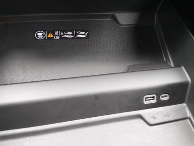 2025 Chevrolet Tahoe — photo 21 view