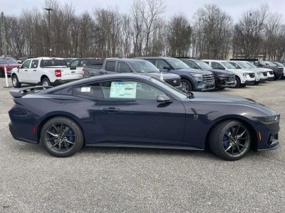 2026 Ford Mustang - Photo 2