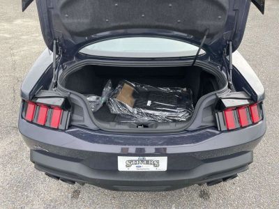 2026 Ford Mustang - Photo 10