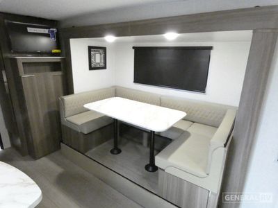 2025 Venture RV Sonic - Photo 13