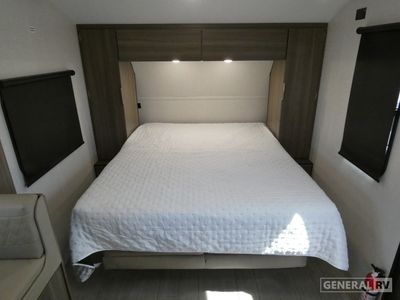 2025 Venture RV Sonic - Photo 10