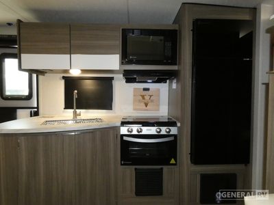 2025 Venture RV Sonic - Photo 8