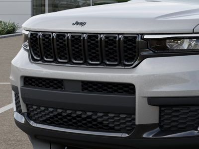 2025 Jeep Grand Cherokee L - Photo 11