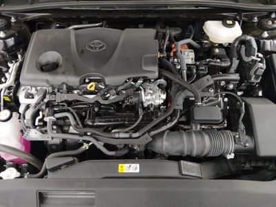 2025 Toyota Camry — photo 9 view